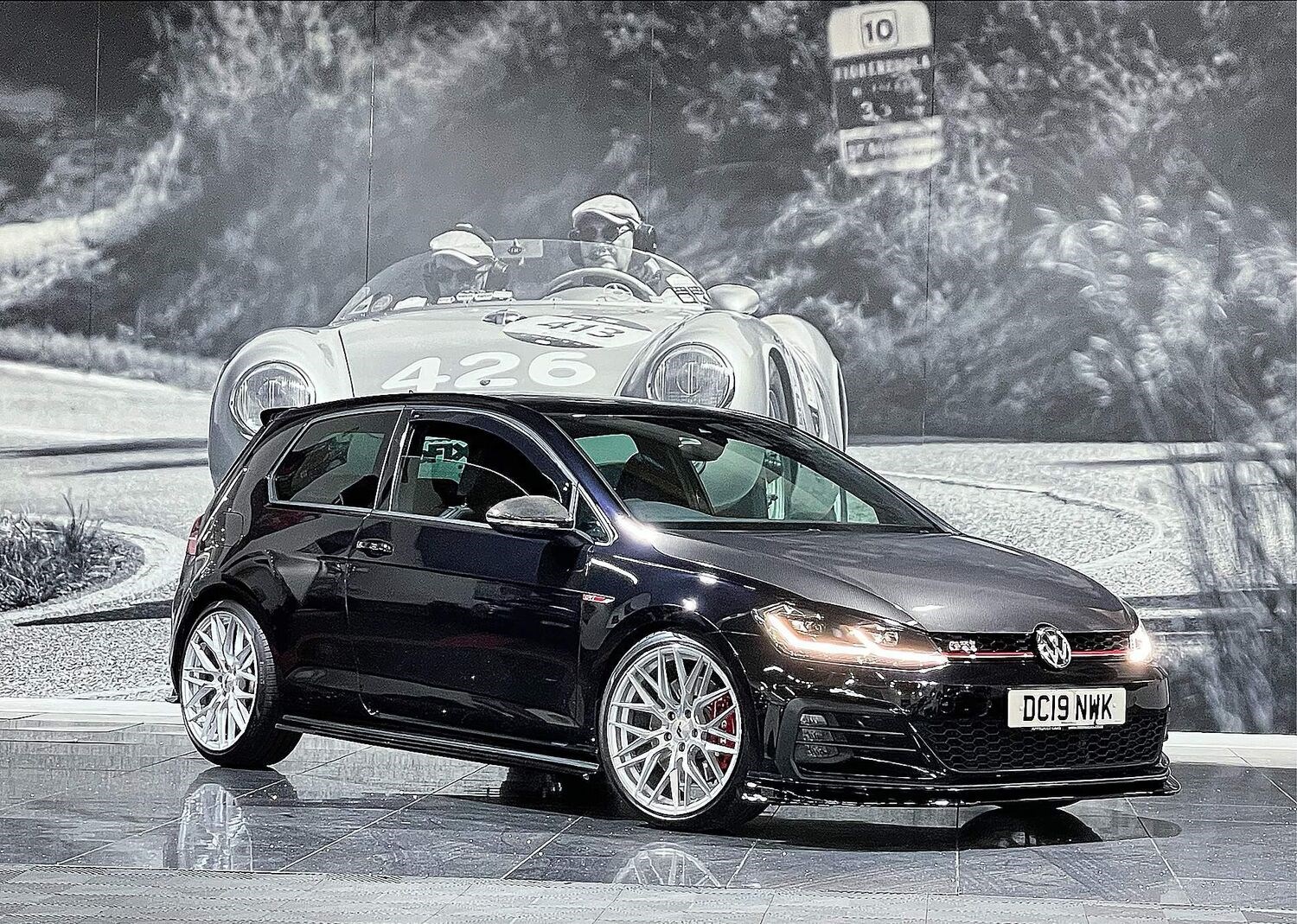 Volkswagen Golf Listing Image