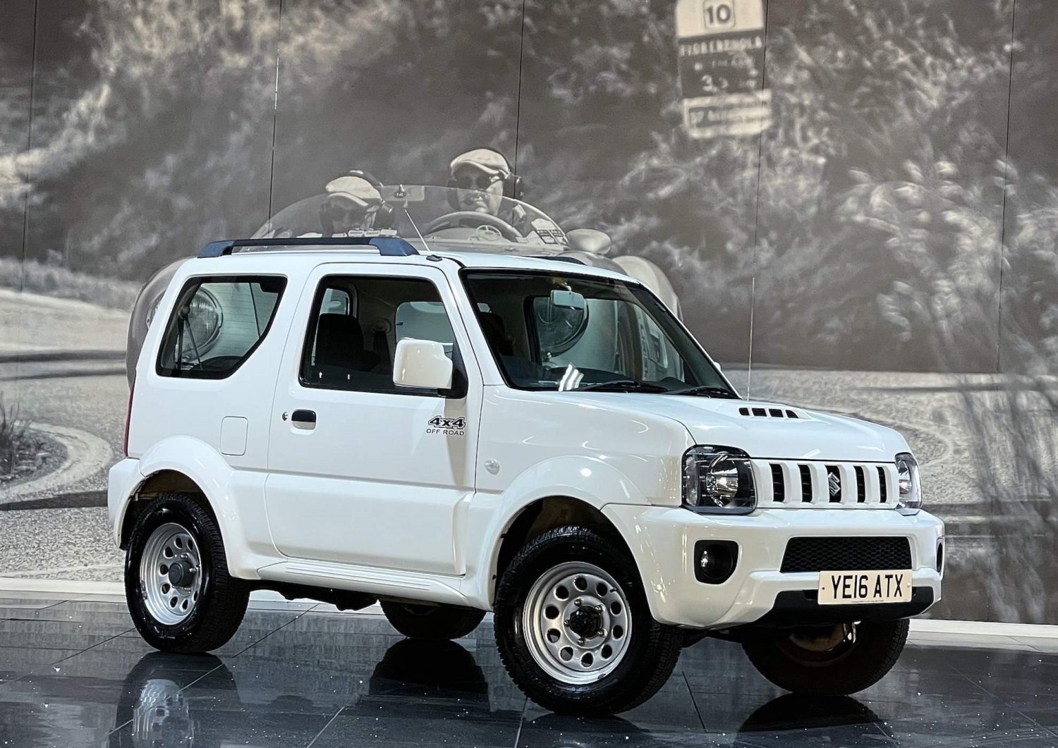 Suzuki Jimny Listing Image