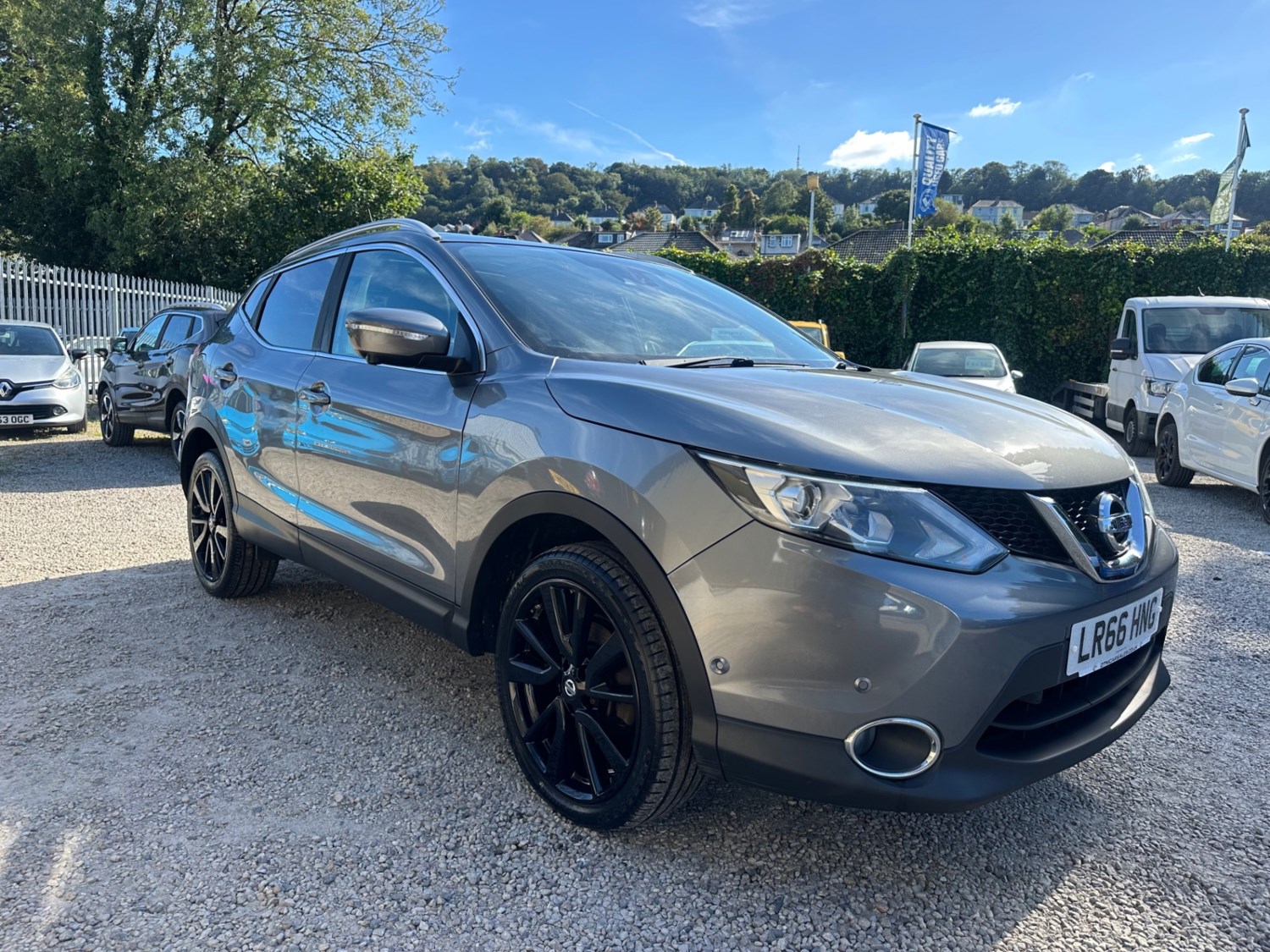 Nissan Qashqai Listing Image