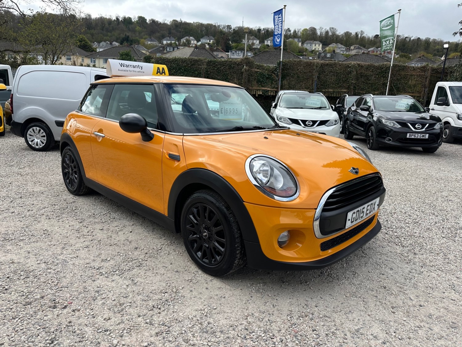 MINI Hatch Listing Image