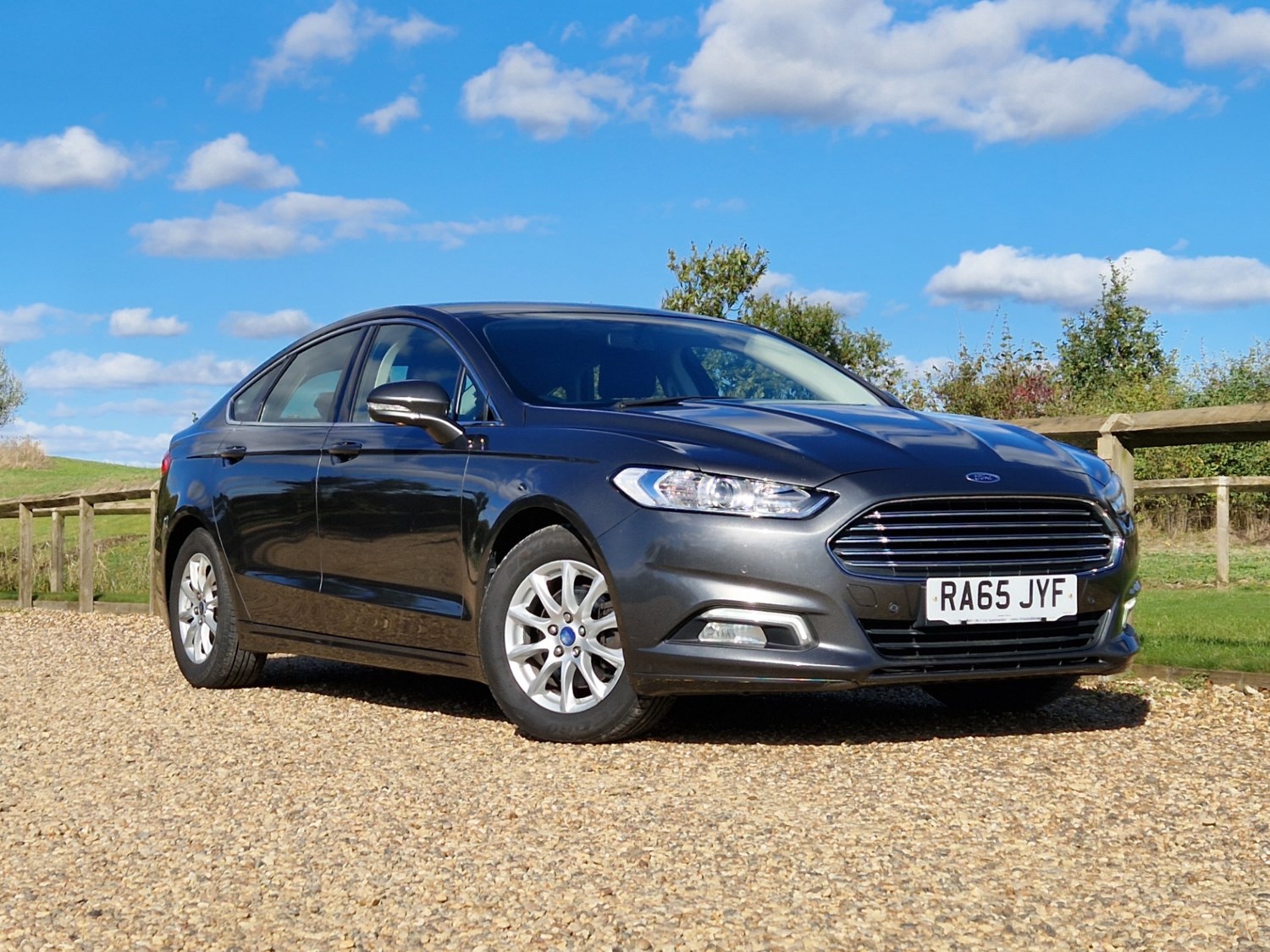 Ford Mondeo Listing Image