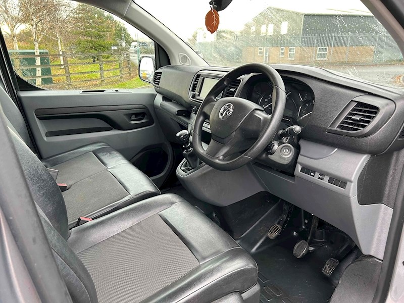 Vauxhall Vivaro Listing Image