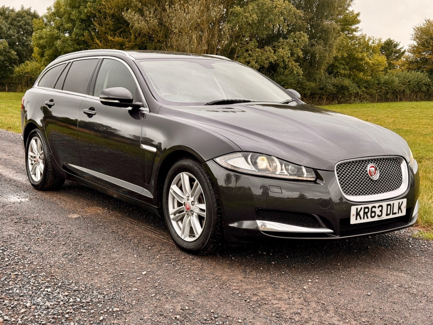 Jaguar XF Listing Image