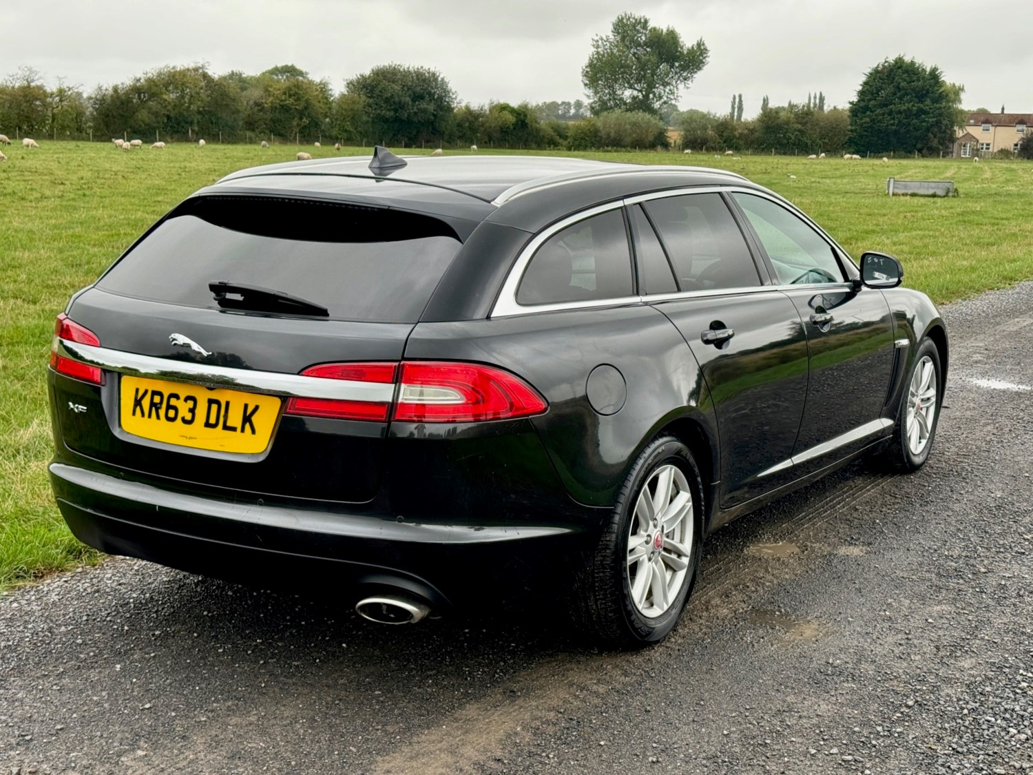 Jaguar XF Listing Image