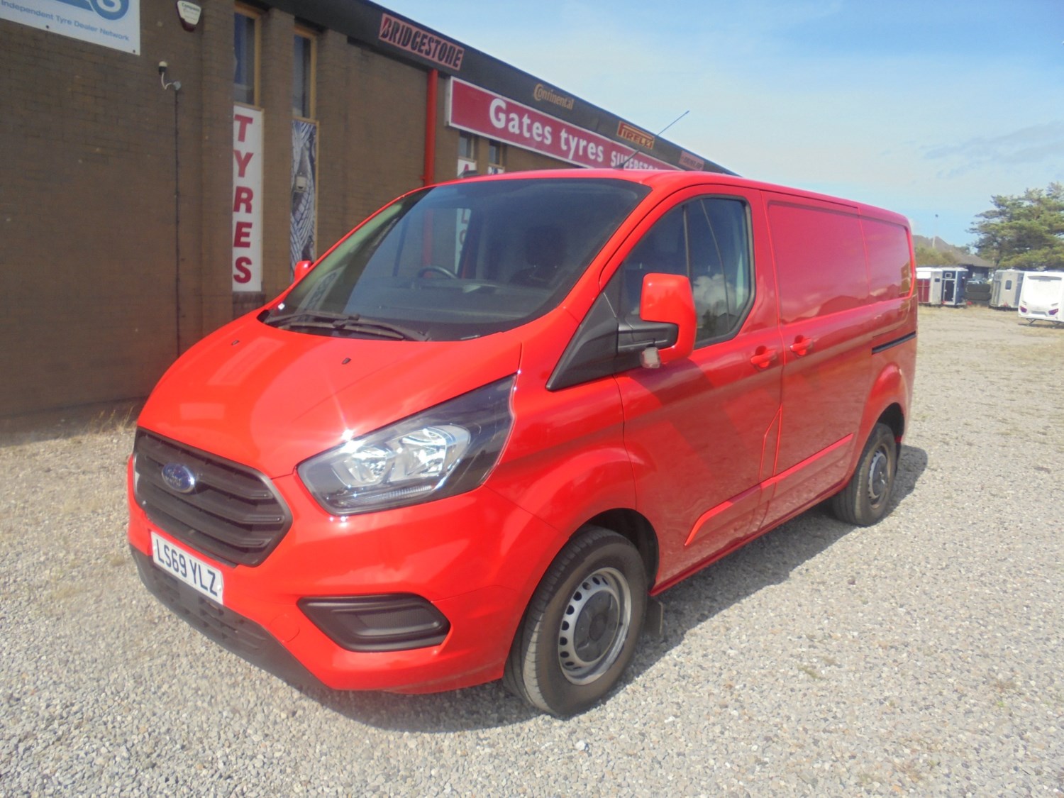 Ford Transit Custom Listing Image