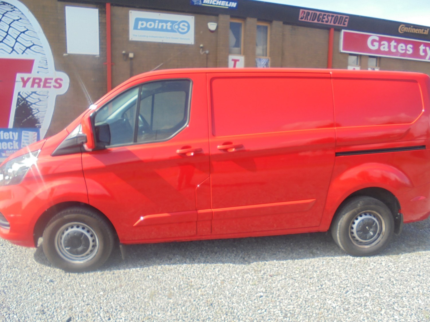 Ford Transit Custom Listing Image