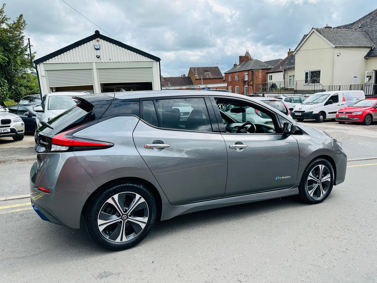 Nissan Leaf Listing Image