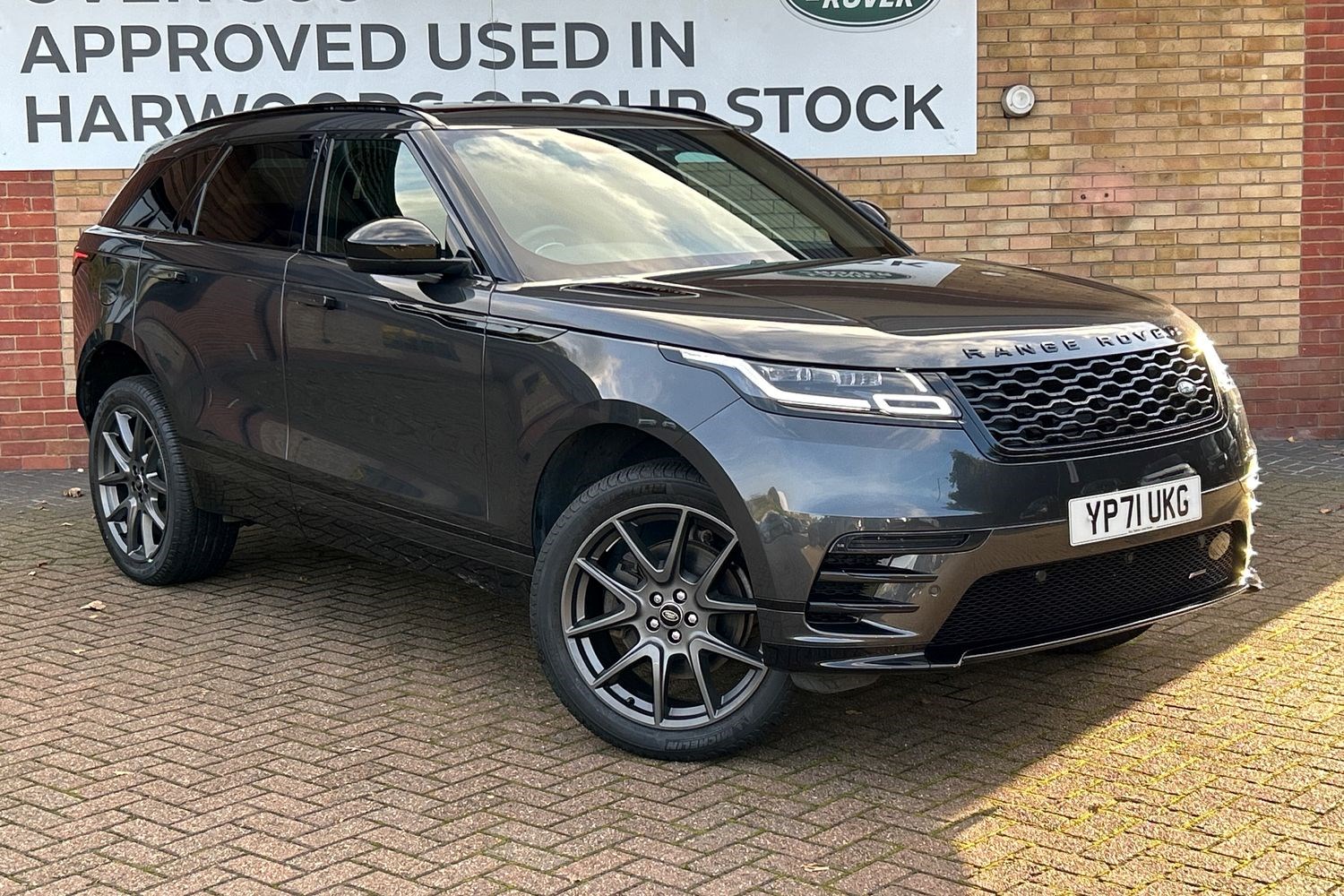 Land Rover Range Rover Velar Listing Image