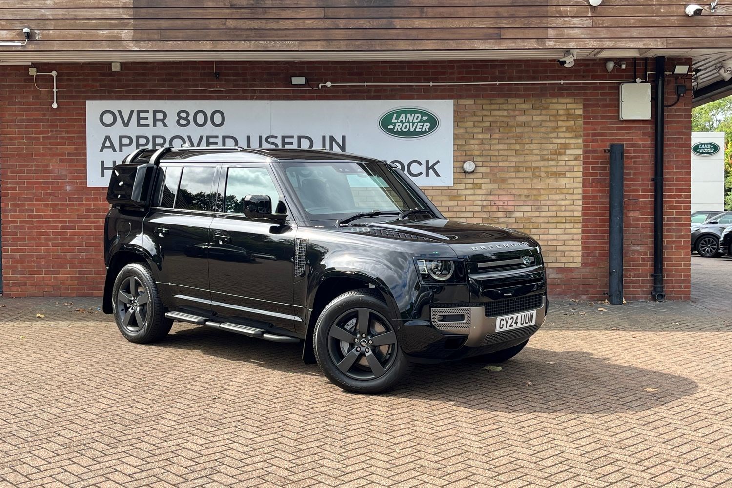 Land Rover Defender 110 Listing Image