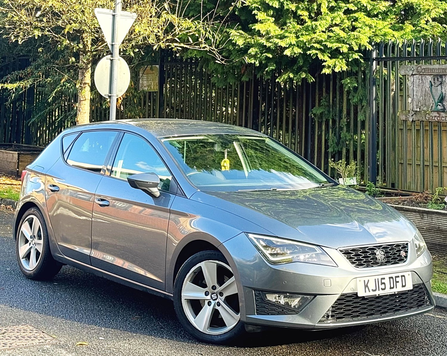 SEAT Leon Listing Image