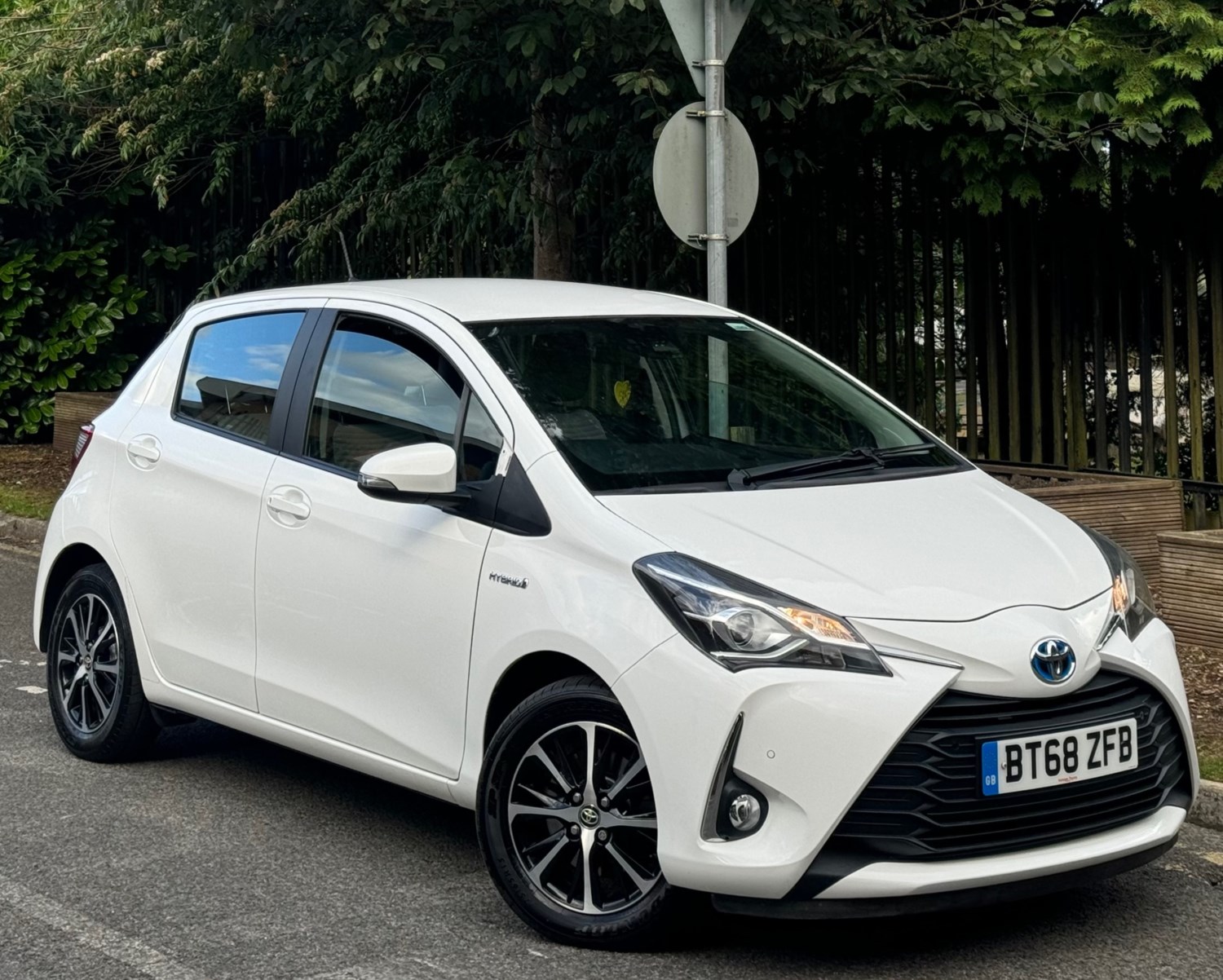 Toyota Yaris Listing Image