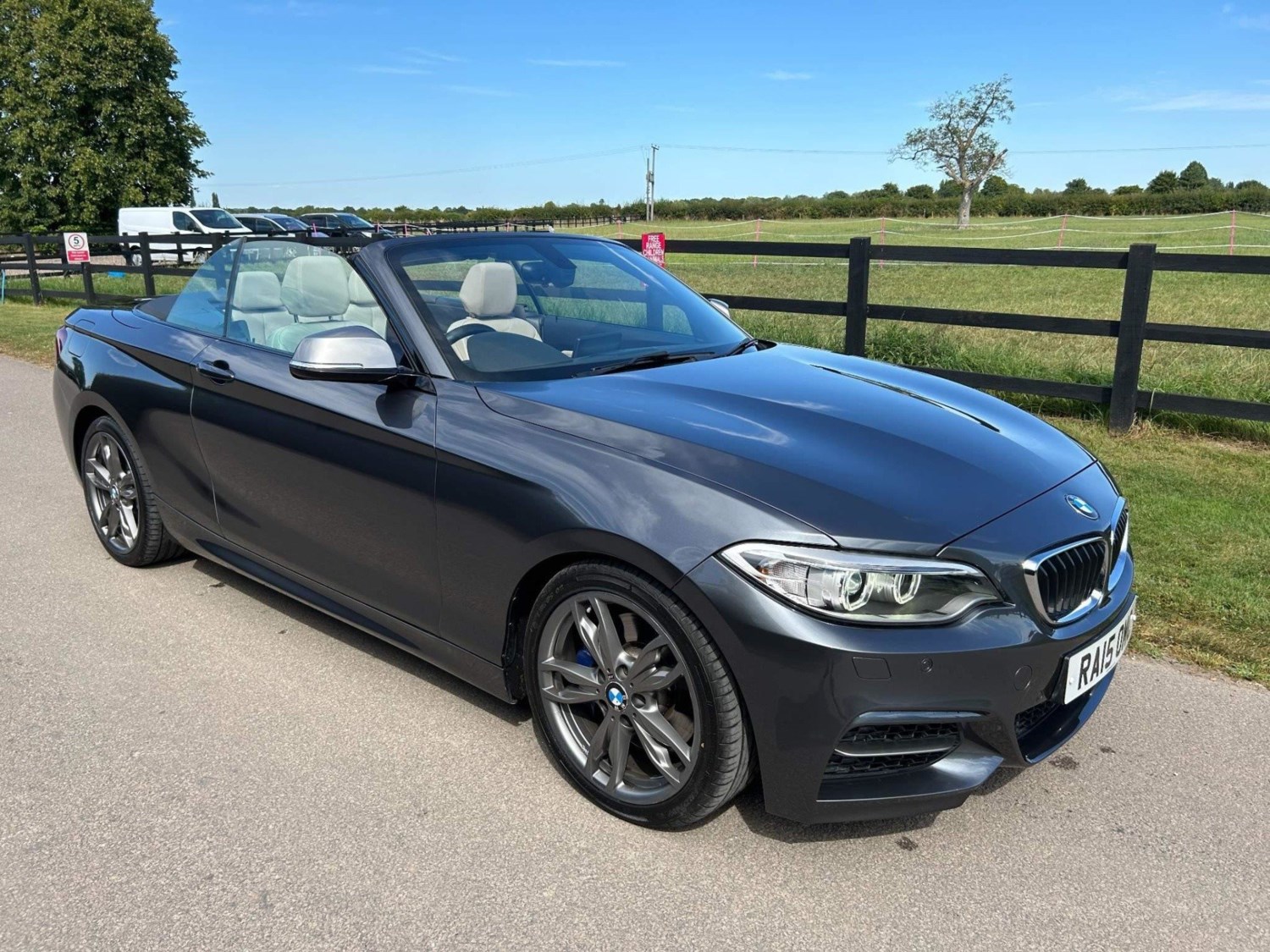 BMW 2 Series Listing Image