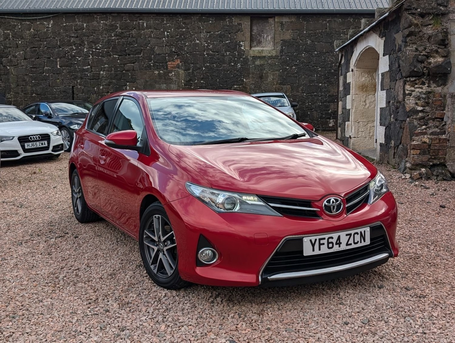 Toyota Auris Listing Image