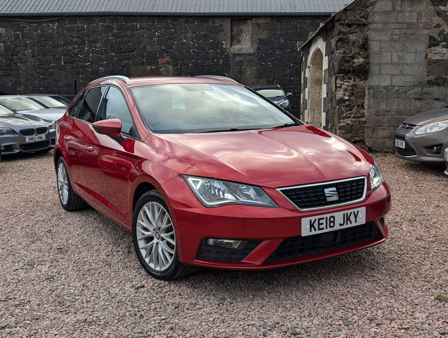 SEAT Leon Listing Image