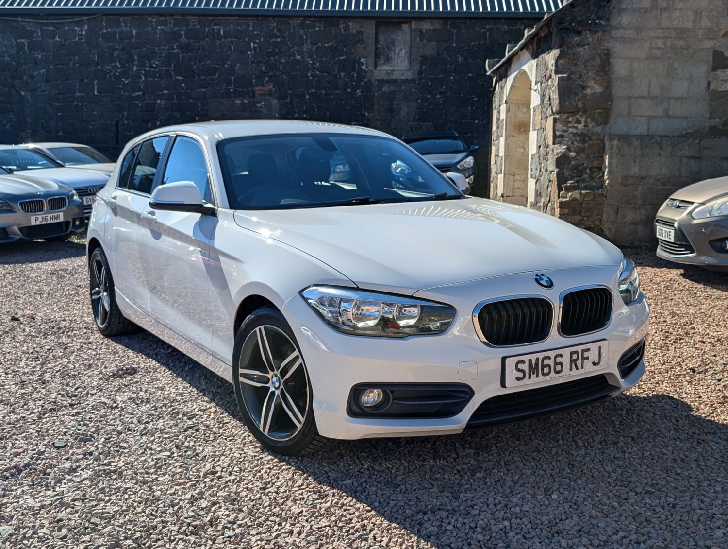 BMW 1 Series Listing Image