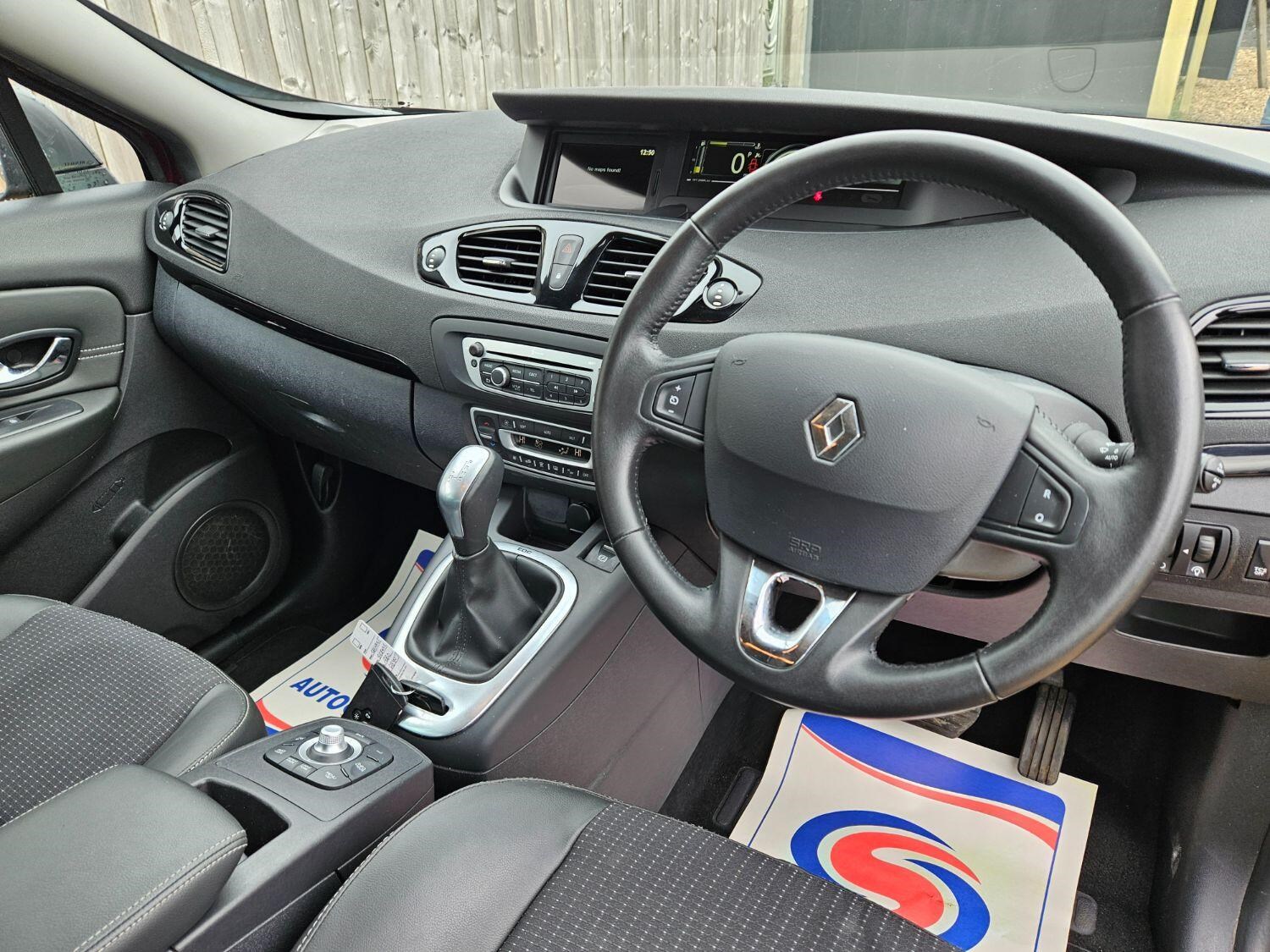 Renault Grand Scenic Listing Image