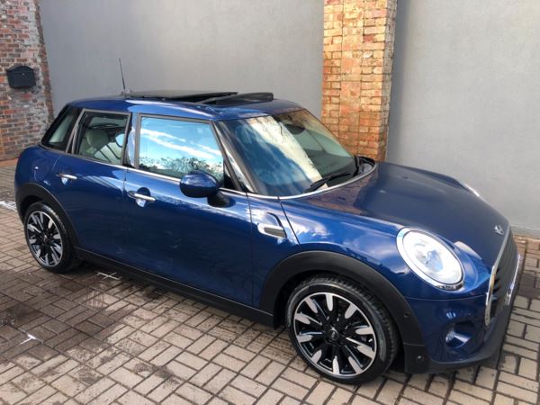 2016 (16) MINI HATCHBACK 1.5 Cooper 5dr Auto For Sale In 7 Days a Week, From 9am to 7pm