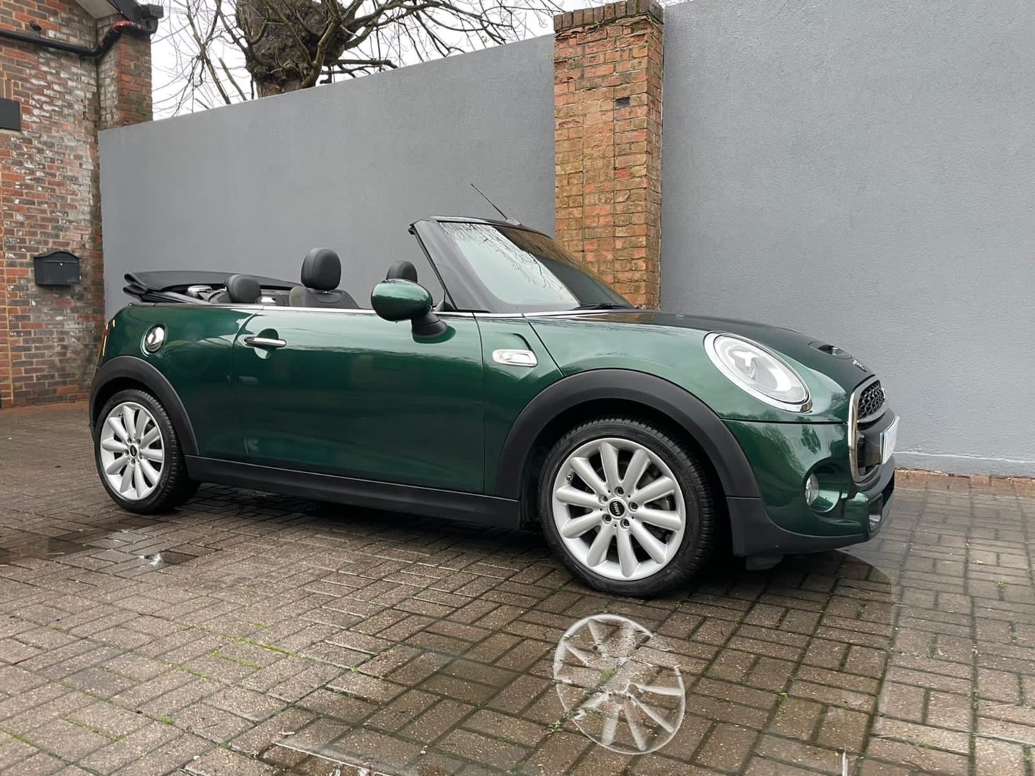 Used MINI Convertible 2.0 Cooper S 2dr Auto 2 Doors CONVERTIBLE for ...