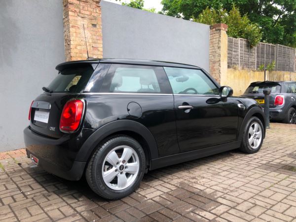 2015 (15) MINI HATCHBACK 1.2 One 3dr Auto For Sale In 7 Days a Week, From 9am to 7pm