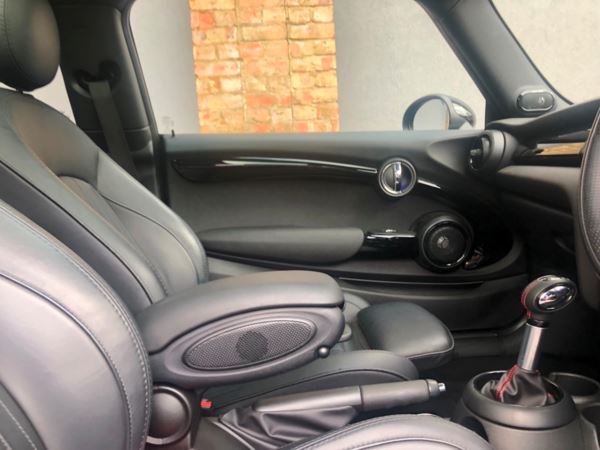 2017 (67) MINI HATCHBACK 2.0 John Cooper Works 3dr Auto For Sale In 7 Days a Week, From 9am to 7pm