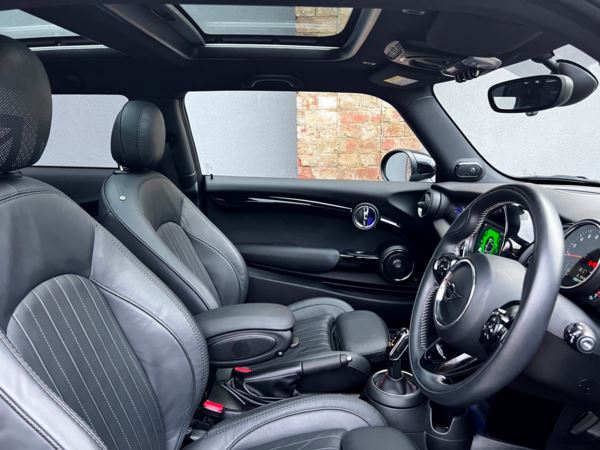 2019 (69) MINI HATCHBACK 2.0 Cooper S Exclusive II 3dr Auto For Sale In 7 Days a Week, From 9am to 7pm
