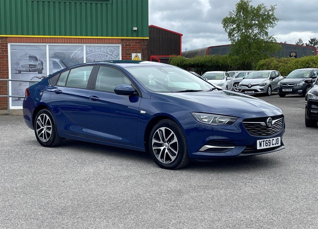 Vauxhall Insignia Listing Image