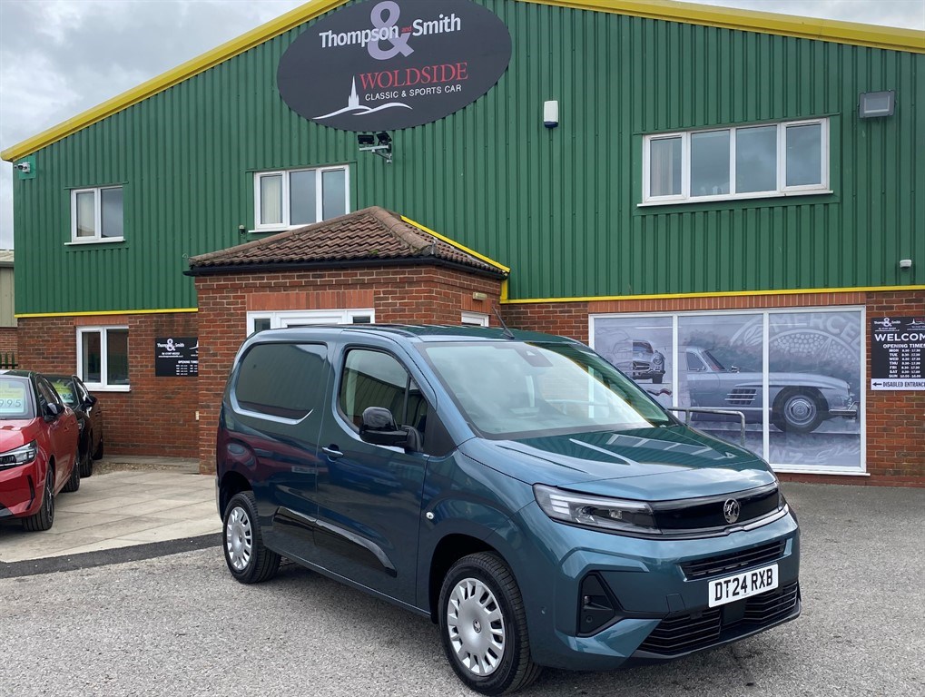 Vauxhall Combo Listing Image