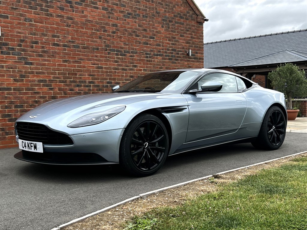 Aston Martin DB11 Listing Image