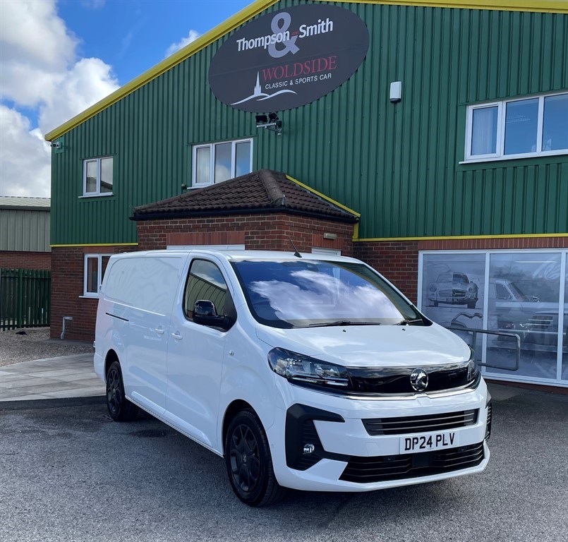 Vauxhall Vivaro Listing Image