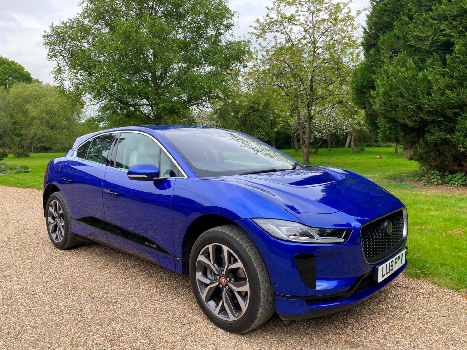 Jaguar I-PACE Listing Image