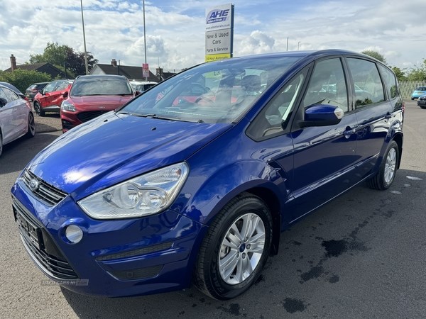 Ford S-Max Listing Image