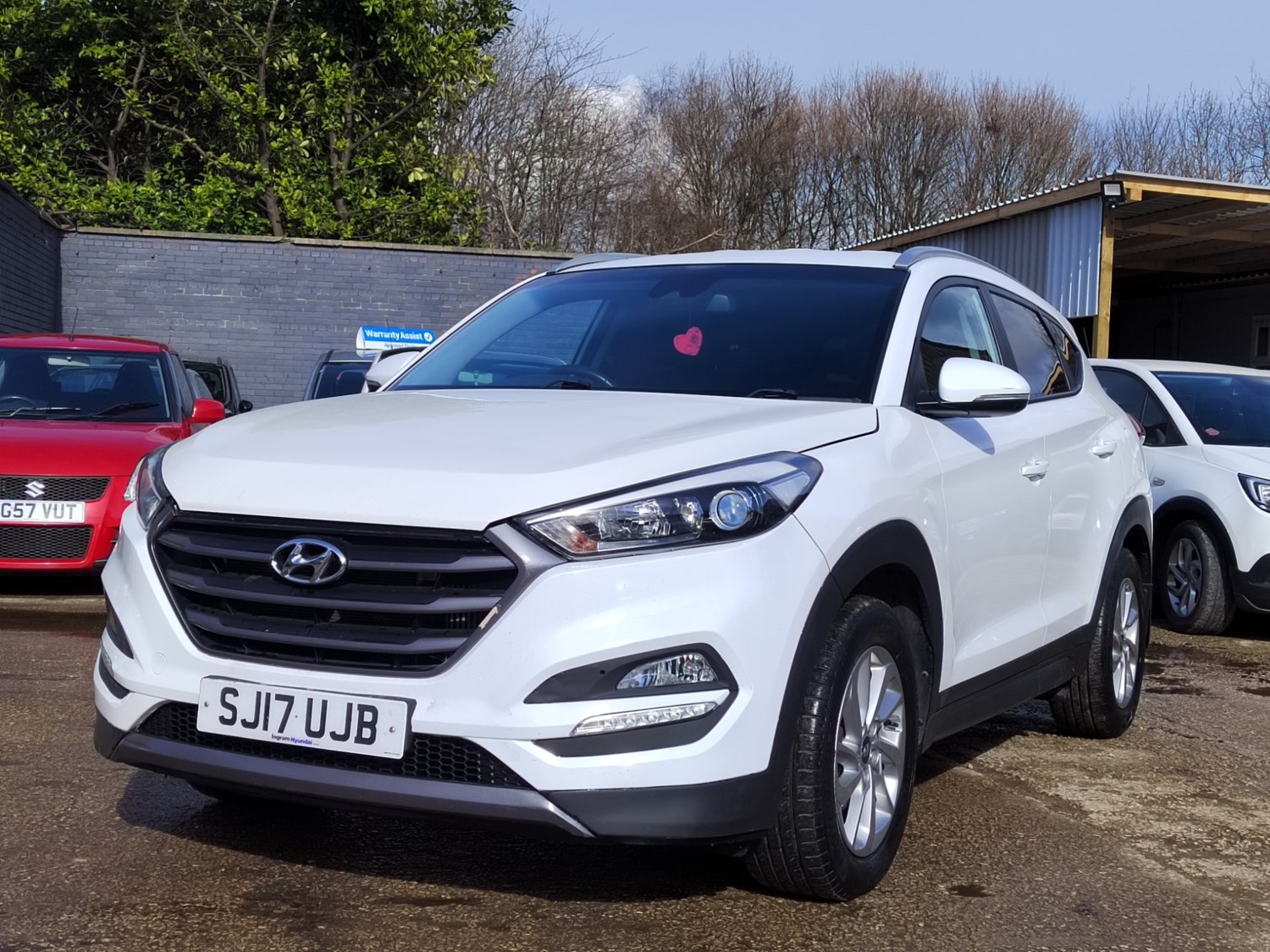 Hyundai TUCSON Listing Image