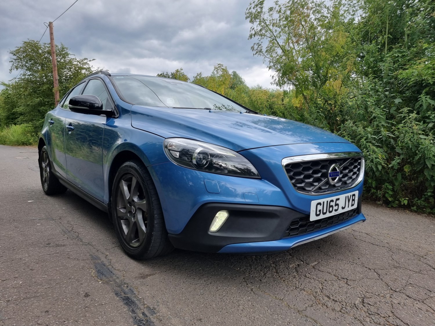 Volvo V40 Listing Image