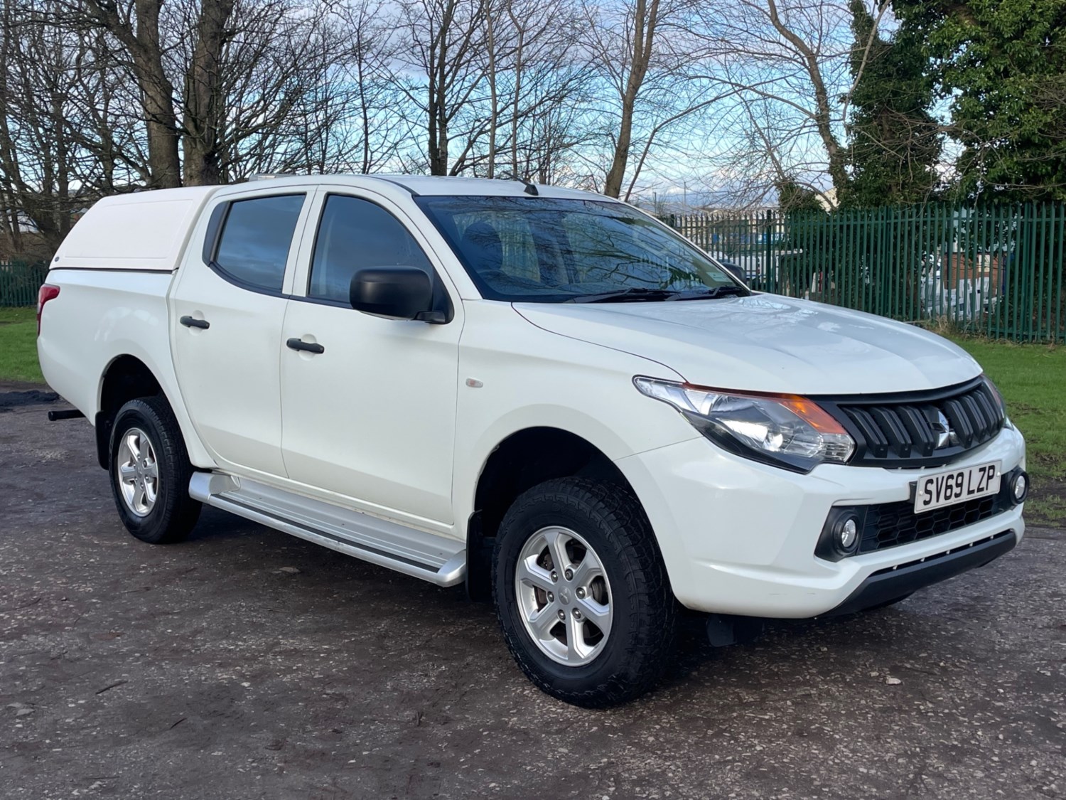 Mitsubishi L200 Listing Image