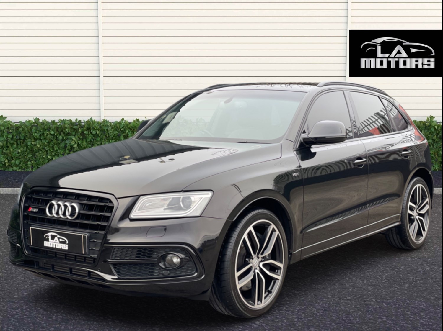 Audi Q5 Listing Image