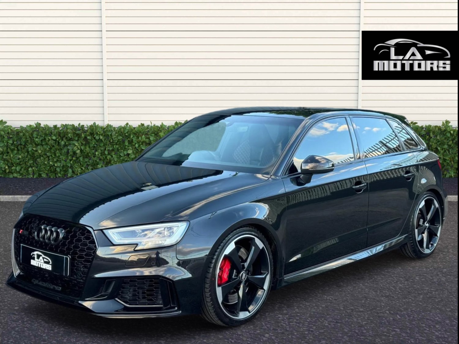 Audi RS3 Listing Image