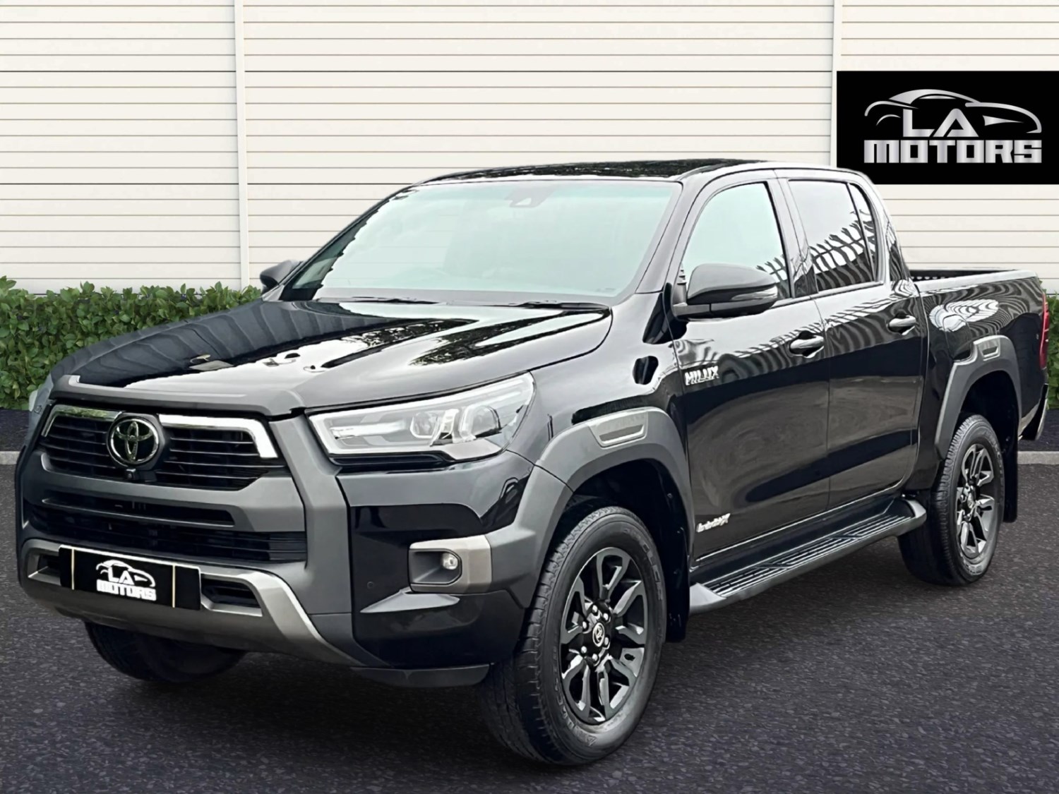 Toyota Hilux Listing Image