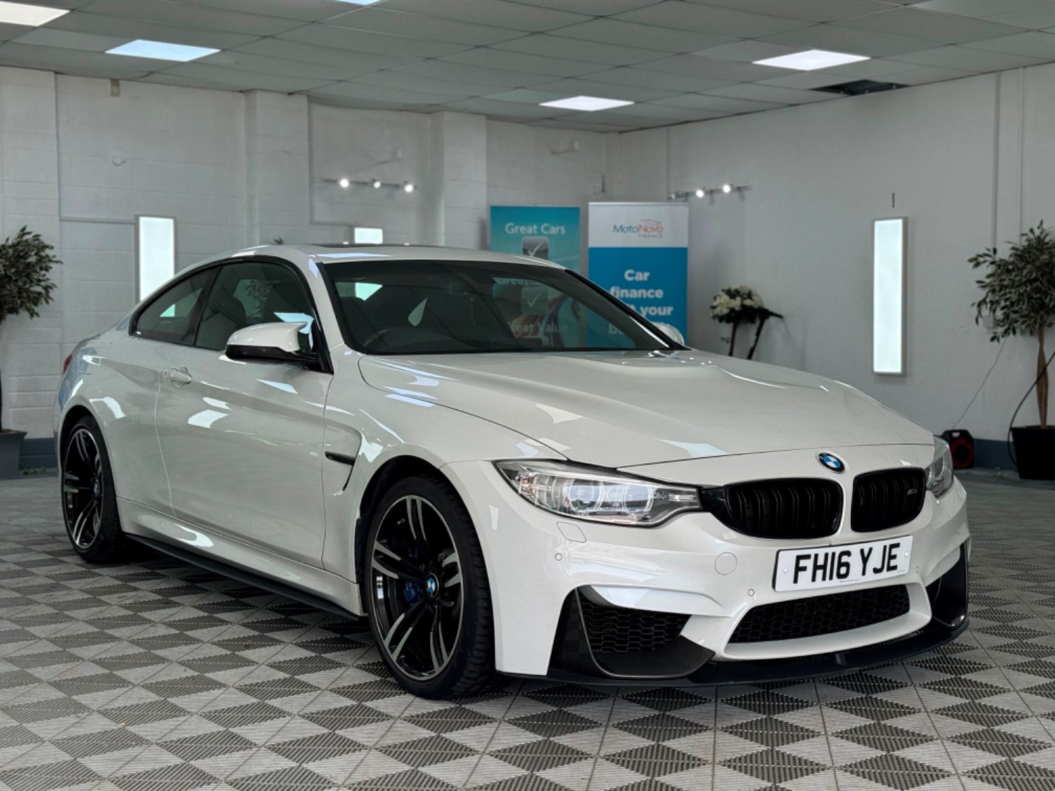 BMW M4 Listing Image