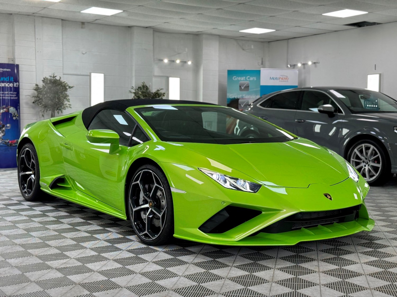 Lamborghini Huracan Listing Image