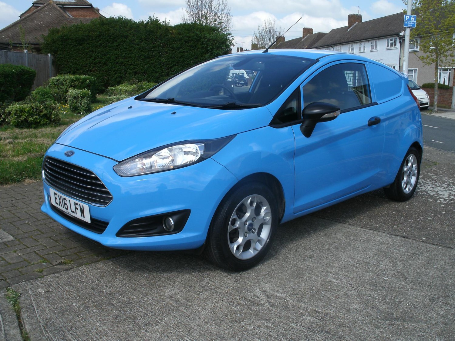 Ford Fiesta Listing Image