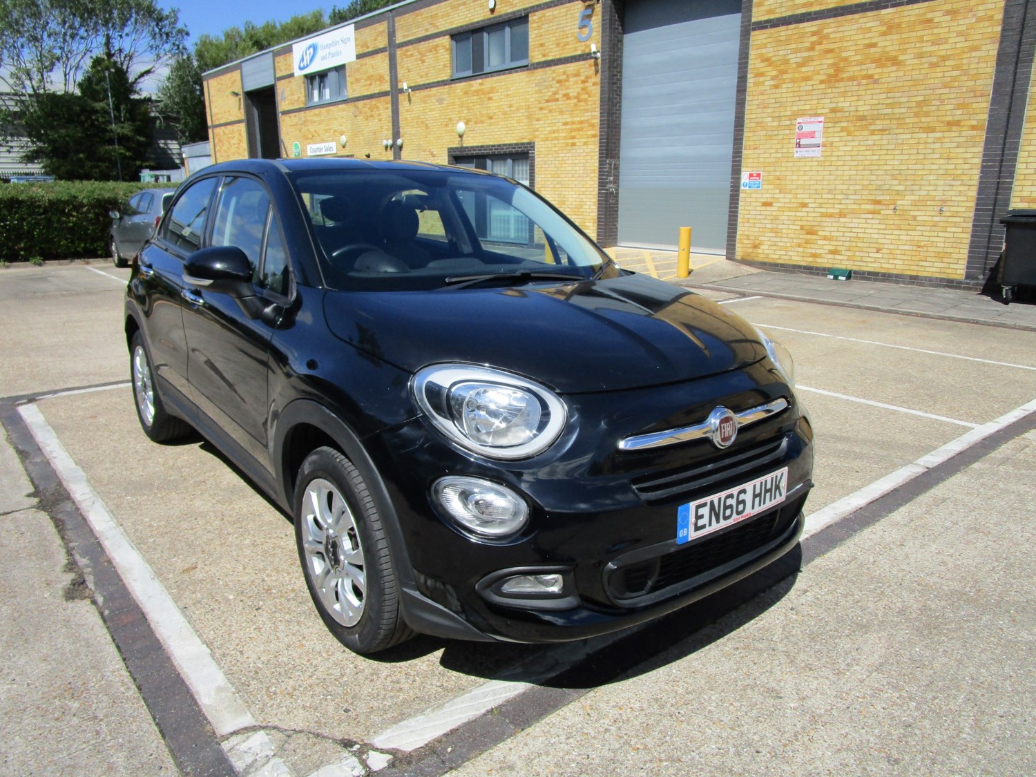 Fiat 500X Listing Image