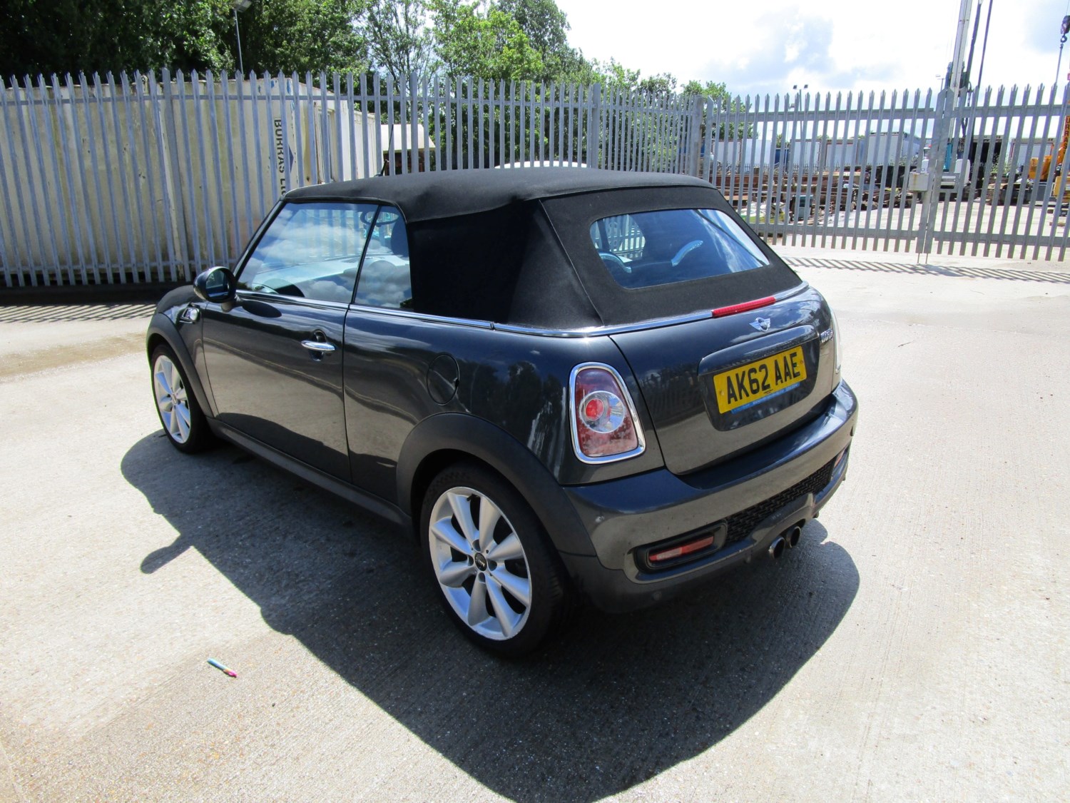 MINI Hatch Listing Image