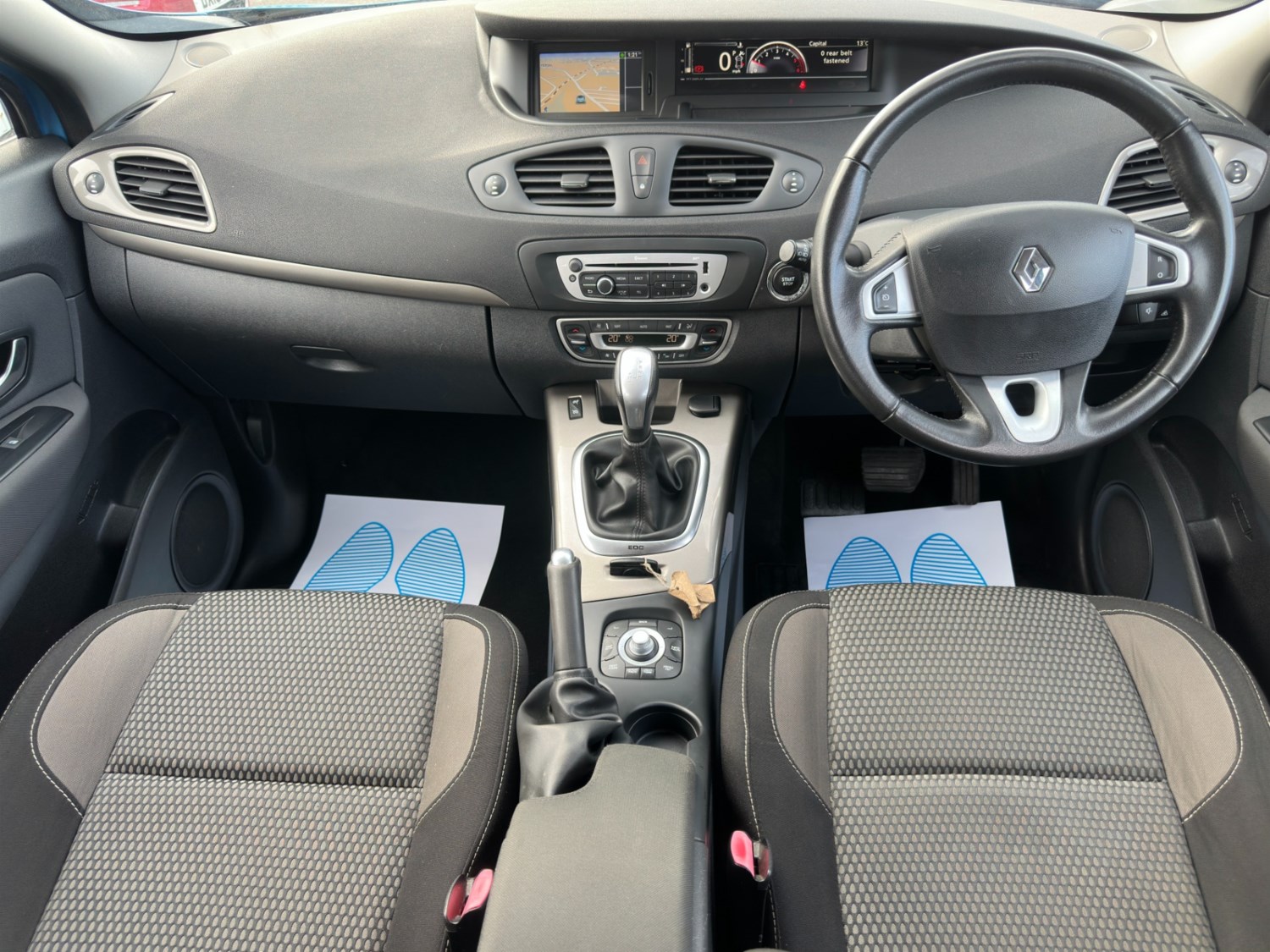 Renault Scenic Xmod Listing Image