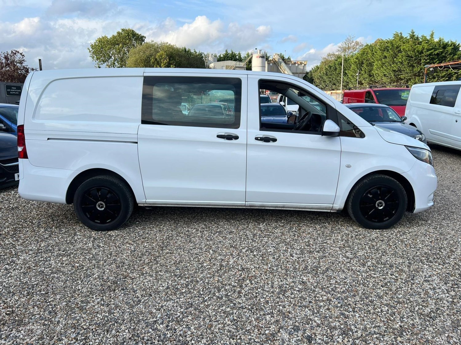 Mercedes-Benz Vito Listing Image