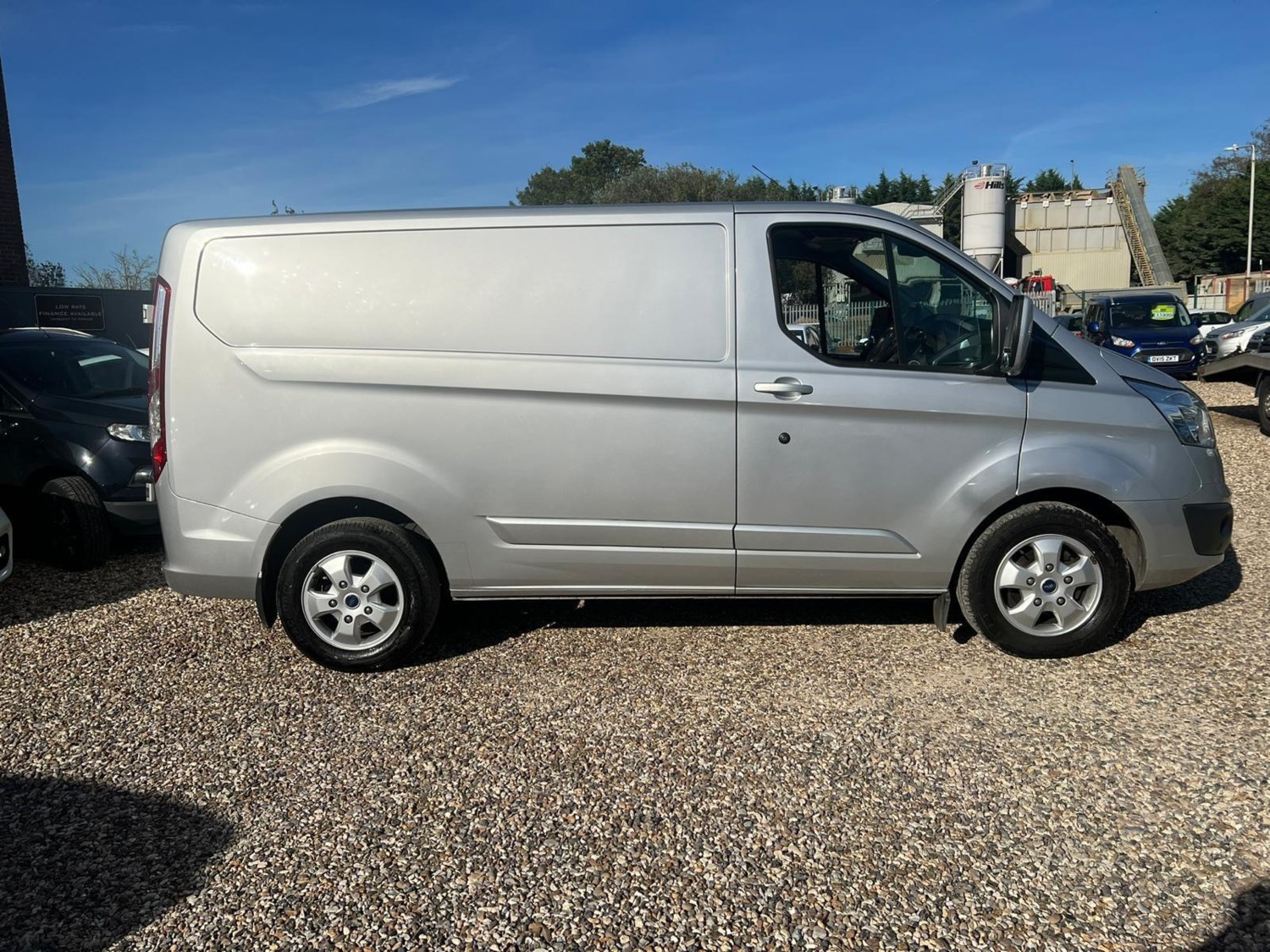 Ford Transit Custom Listing Image