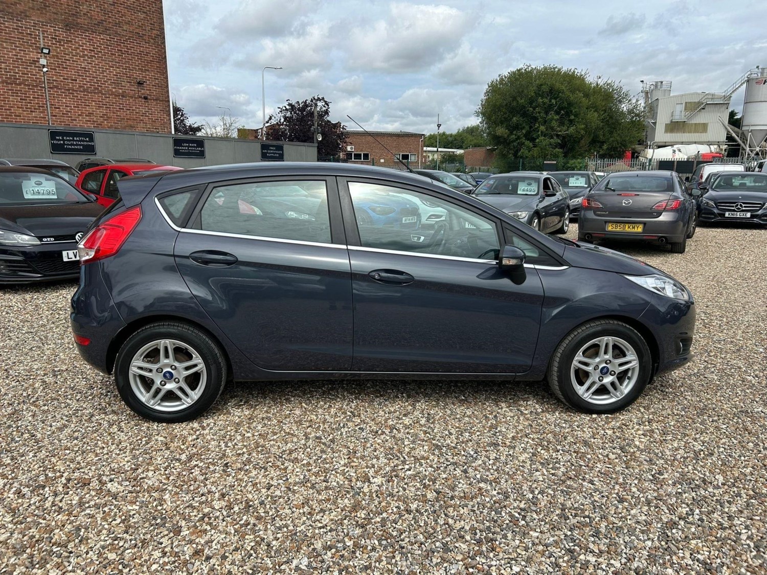 Ford Fiesta Listing Image