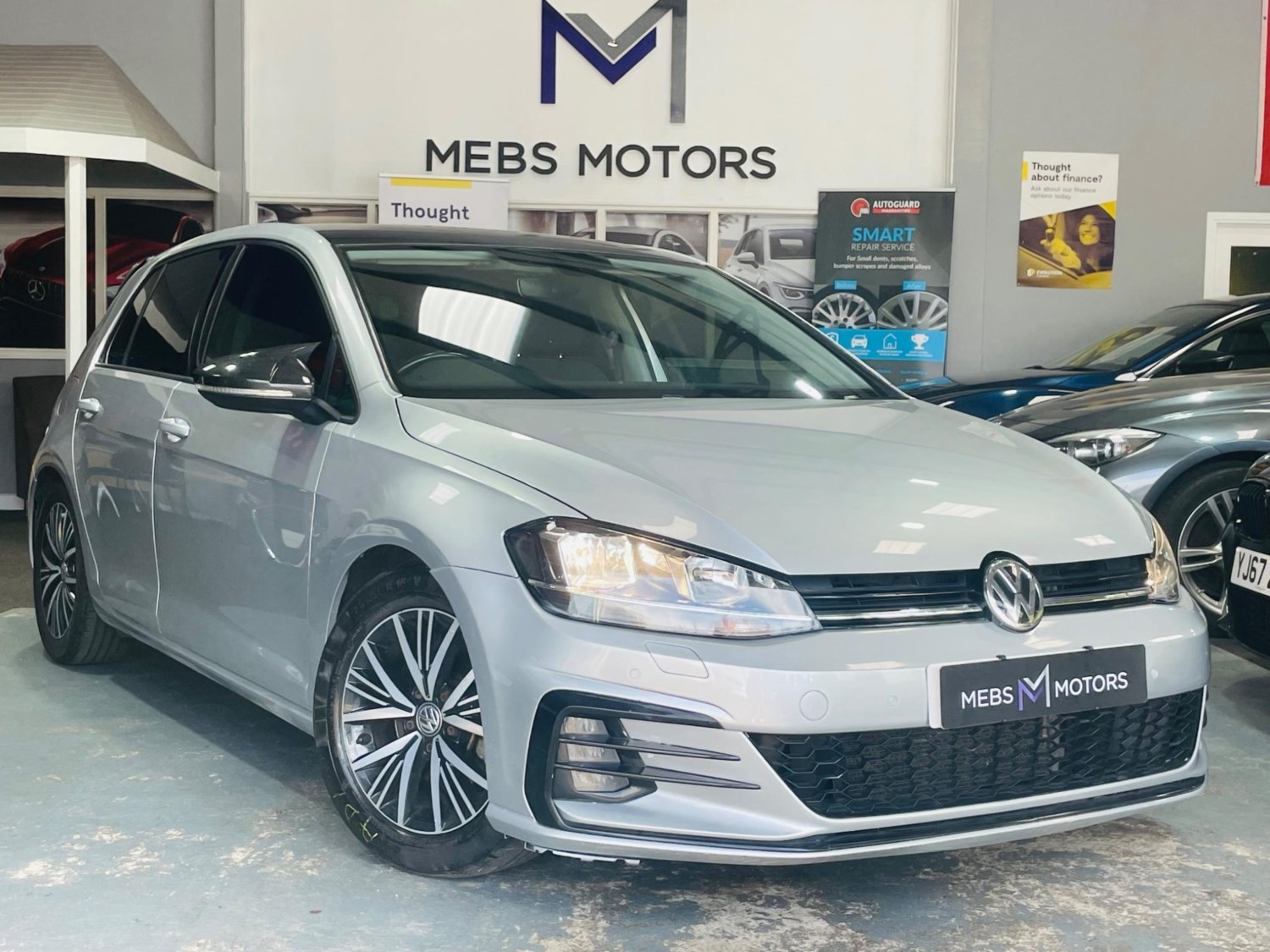 Volkswagen Golf Listing Image