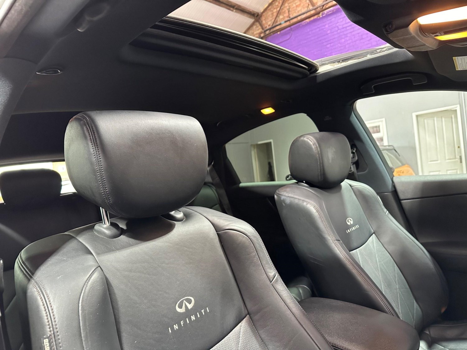 Infiniti FX Listing Image