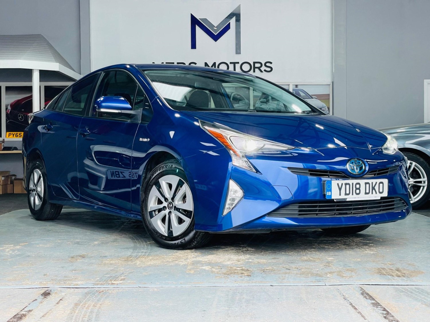 Toyota Prius Listing Image