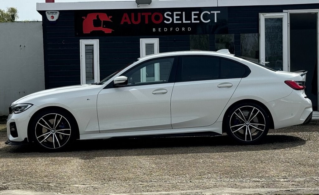 BMW 3 Series Listing Image